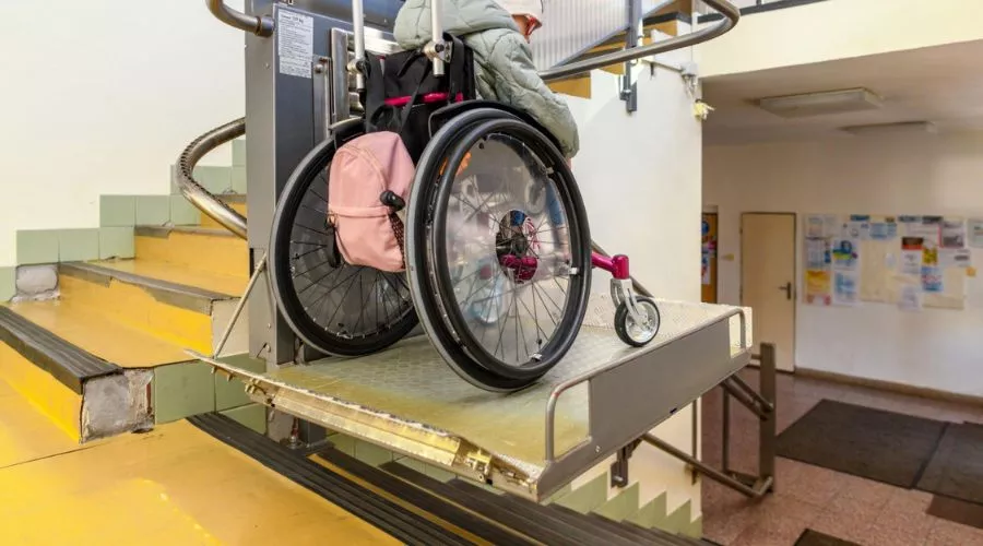 How Do Wheelchair Lifts Work?