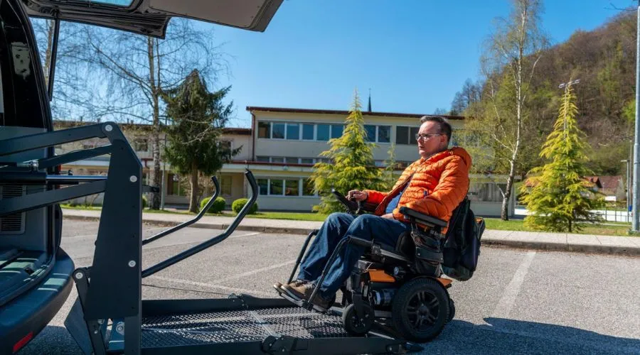 Preparing the Power Wheelchair for Transport